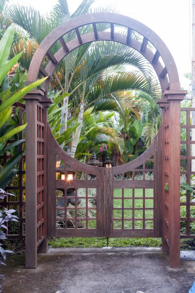 Wooden Arbor Assembly - Wooden Arbor Assembly Bulverde, Texas